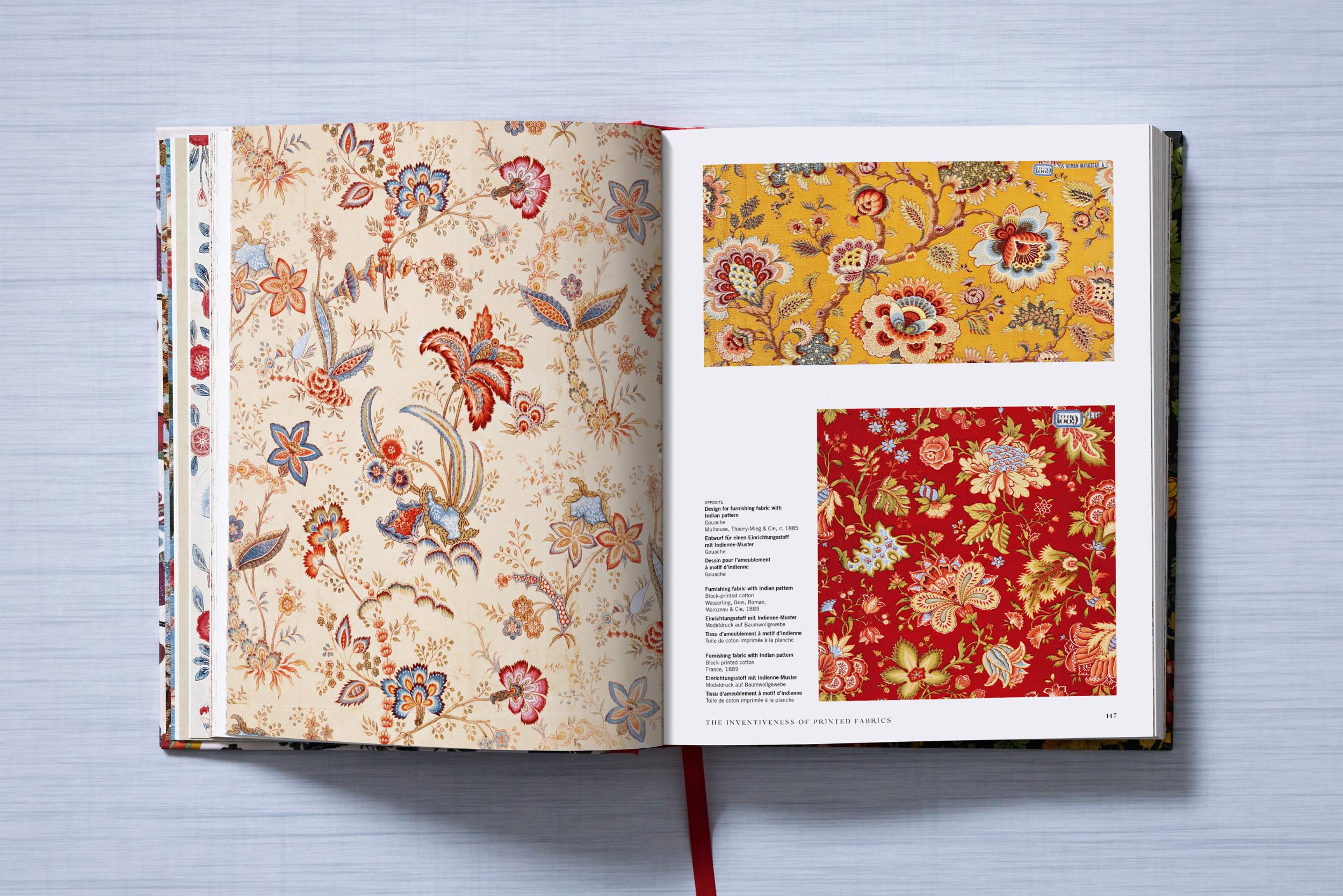 The Book of Printed Fabrics. From the 16th century until today (German, French, English)