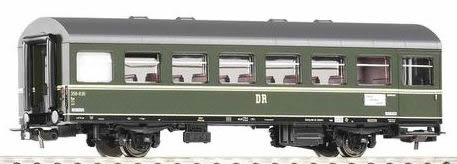 Piko 53081 HO Scale 1/87 Reko 2-Axle Coach 2nd Cl. DR III