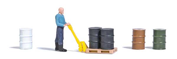 Busch 7809 HO Scale Pallet Jack -- Includes Figure, 5 Steel Drums & Pallet