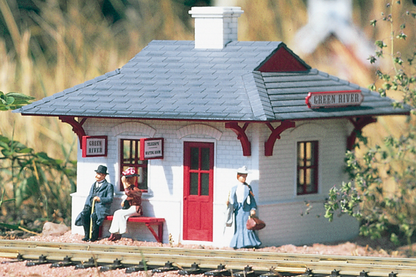 PIKO 62700 G Scale Green River Station Built-Up