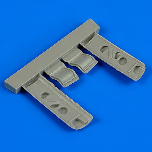 Quickboost 32160 1/32 P40E Warhawk Undercarriage Covers for HSG
