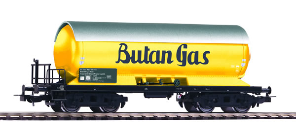 Piko 58988 HO Scale 1/87 LPG Tank Car "Butan Gas" FS III