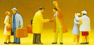 Preiser 10028 HO Scale Passengers -- Arriving