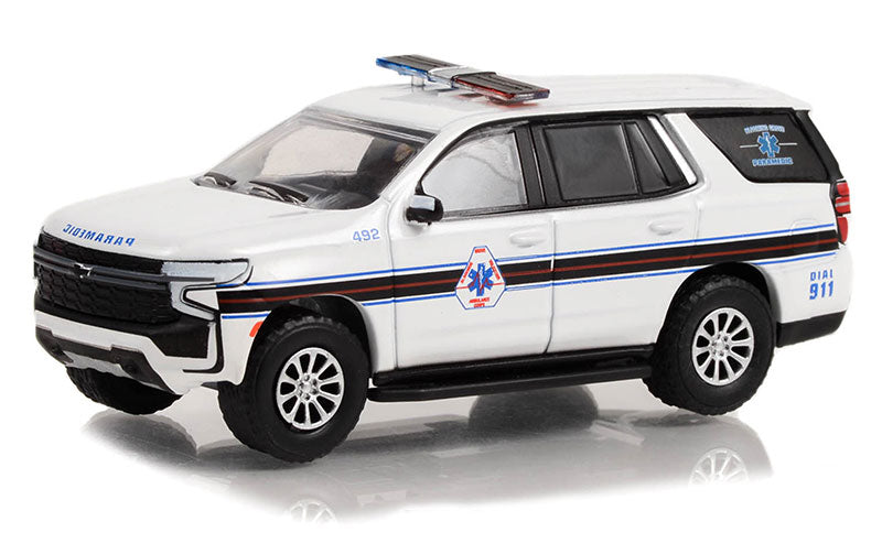 Greenlight 67040-F 1/64 Scale Blooming Grove Volunteer Ambulance Corps Paramedic