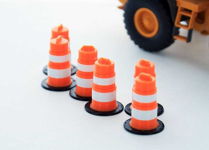 3D To Scale 64-105-OR 1/64 Scale Traffic Barrels - 6 Pack Orange And White