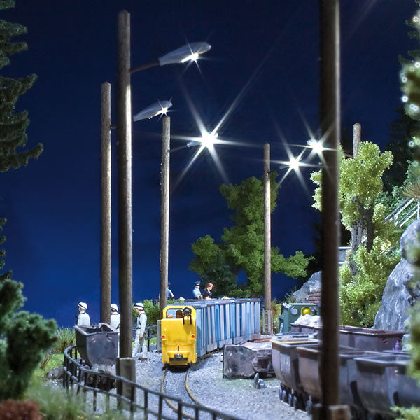 Busch 4154 HO Scale Street Lamps on Wooden Poles