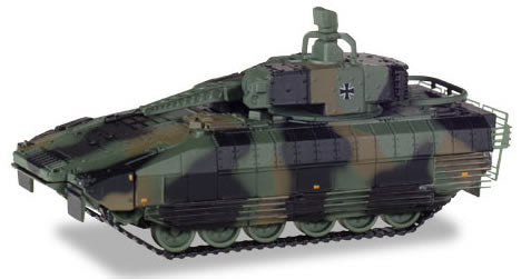 Herpa 745437 HO Scale Puma Tank - Assembled -- German Army (Camouflage, green, brown, gray)