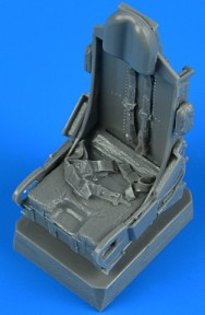 Quickboost 32241 1/32 F100 Super Sabre Ejection Seat w/Safety Belts for TSM
