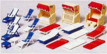 Preiser 17308 HO Scale Accessories -- Beach Chairs, Lounges & Huts pkg(18)