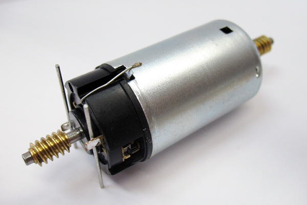 PIKO 36004 G Scale Motor with Worm Gear BR194