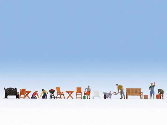 Noch 16215 HO Scale In the Garden with Accessories