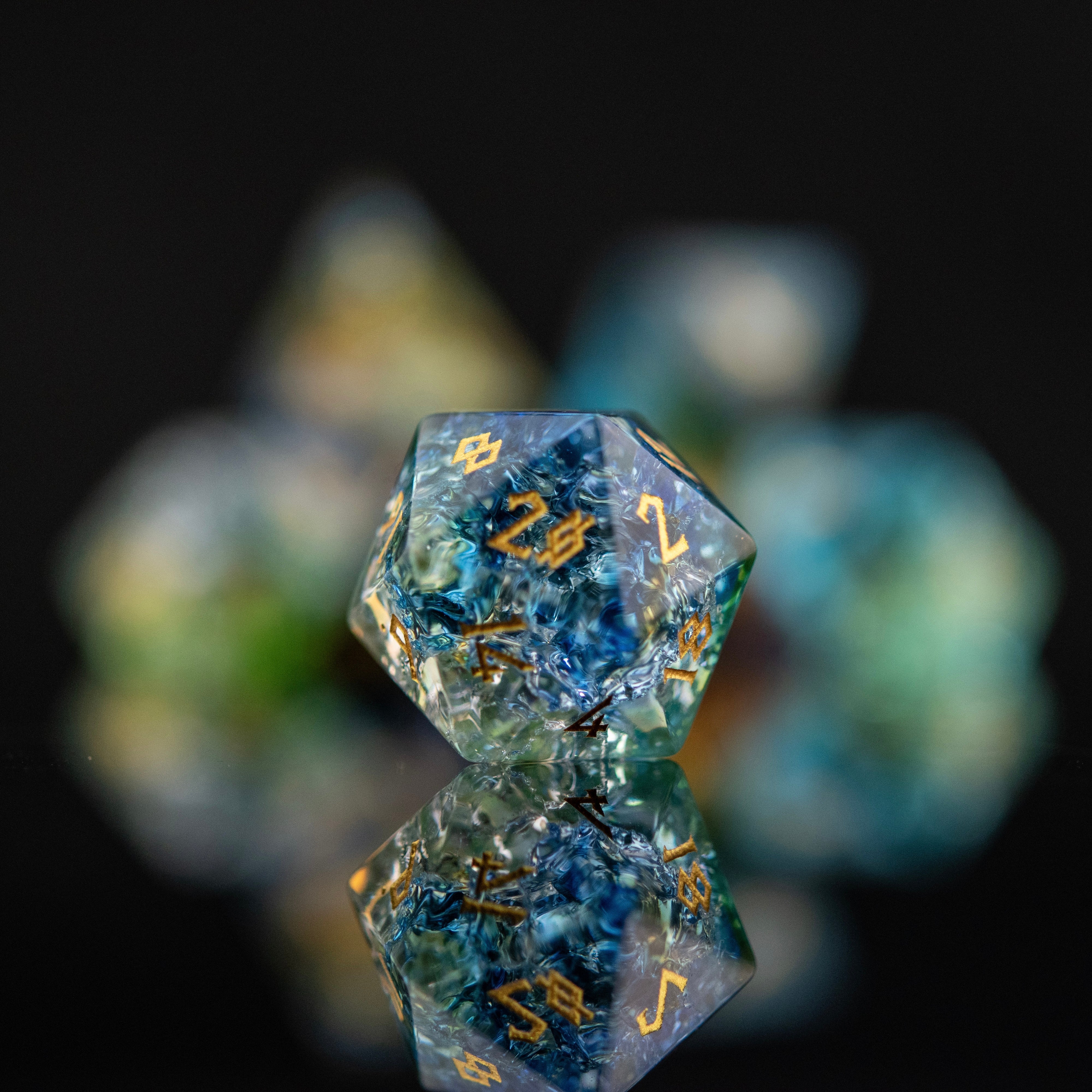 Mother Nature Shattered Glass Dice Set