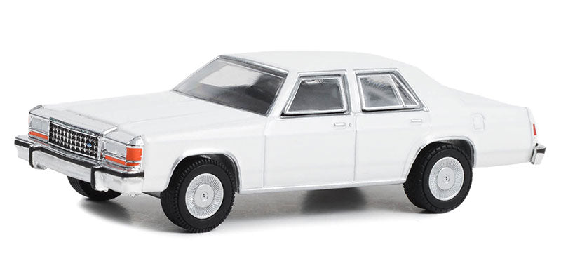 Greenlight 43007-A 1/64 Scale Police - 1980-91 Ford Ltd Crown Victoria