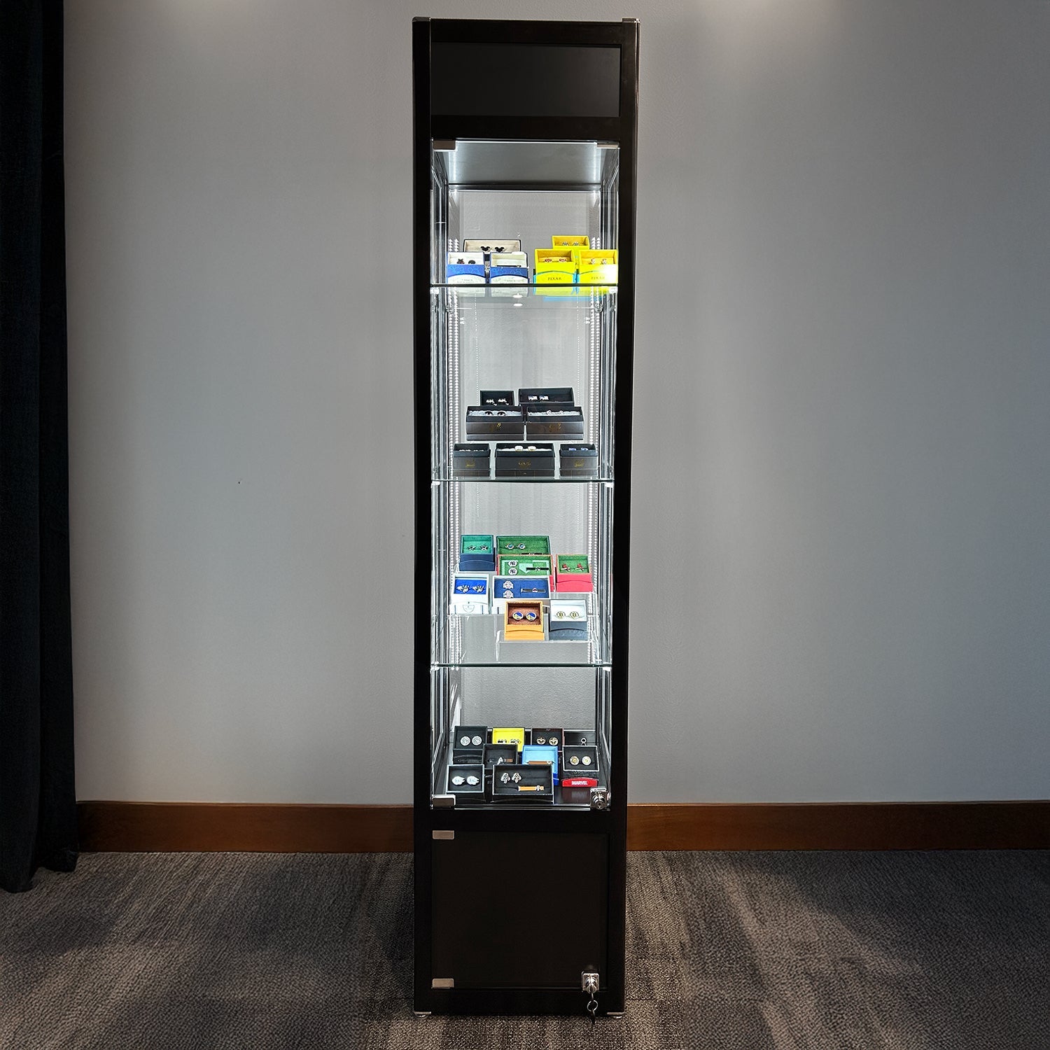 Retail Glass Display Black Cabinet With Locking Storage