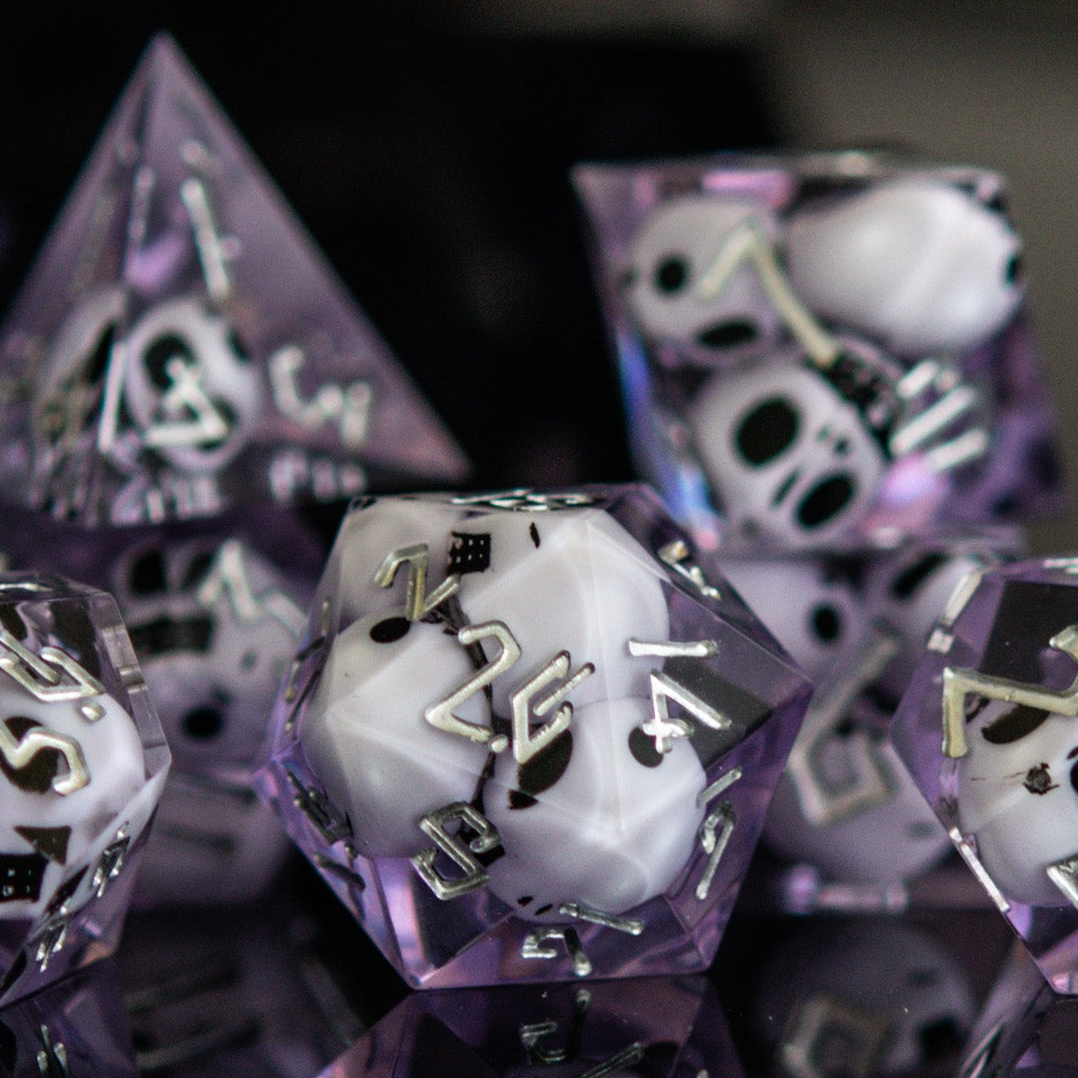 Corpse Lavender Sharp-Edged Resin Dice Set