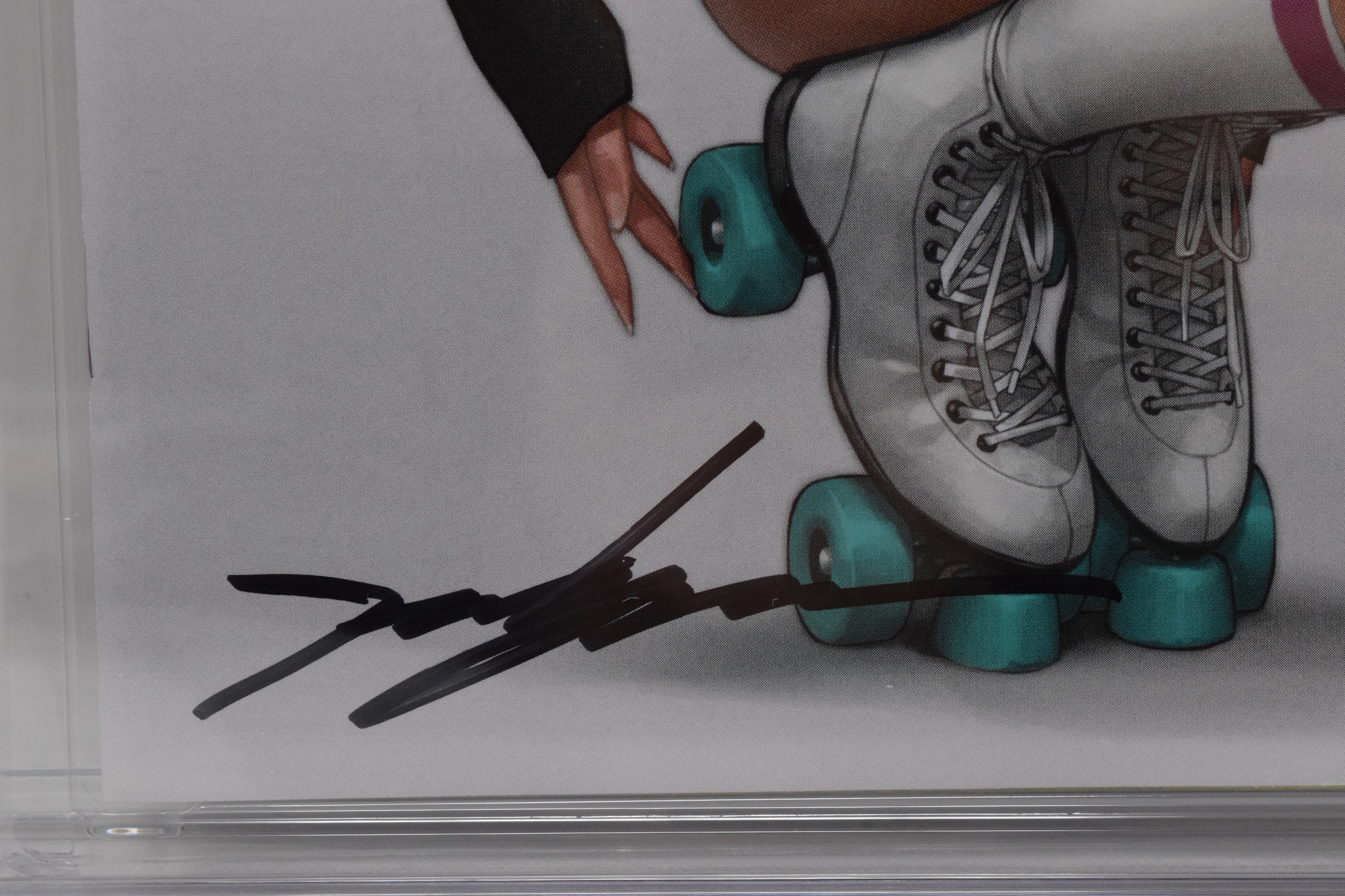 Amazing Spider-Man #40 Jeehyung Lee Spider-Gwen Rollerskate Variant (12/20/2023) Marvel