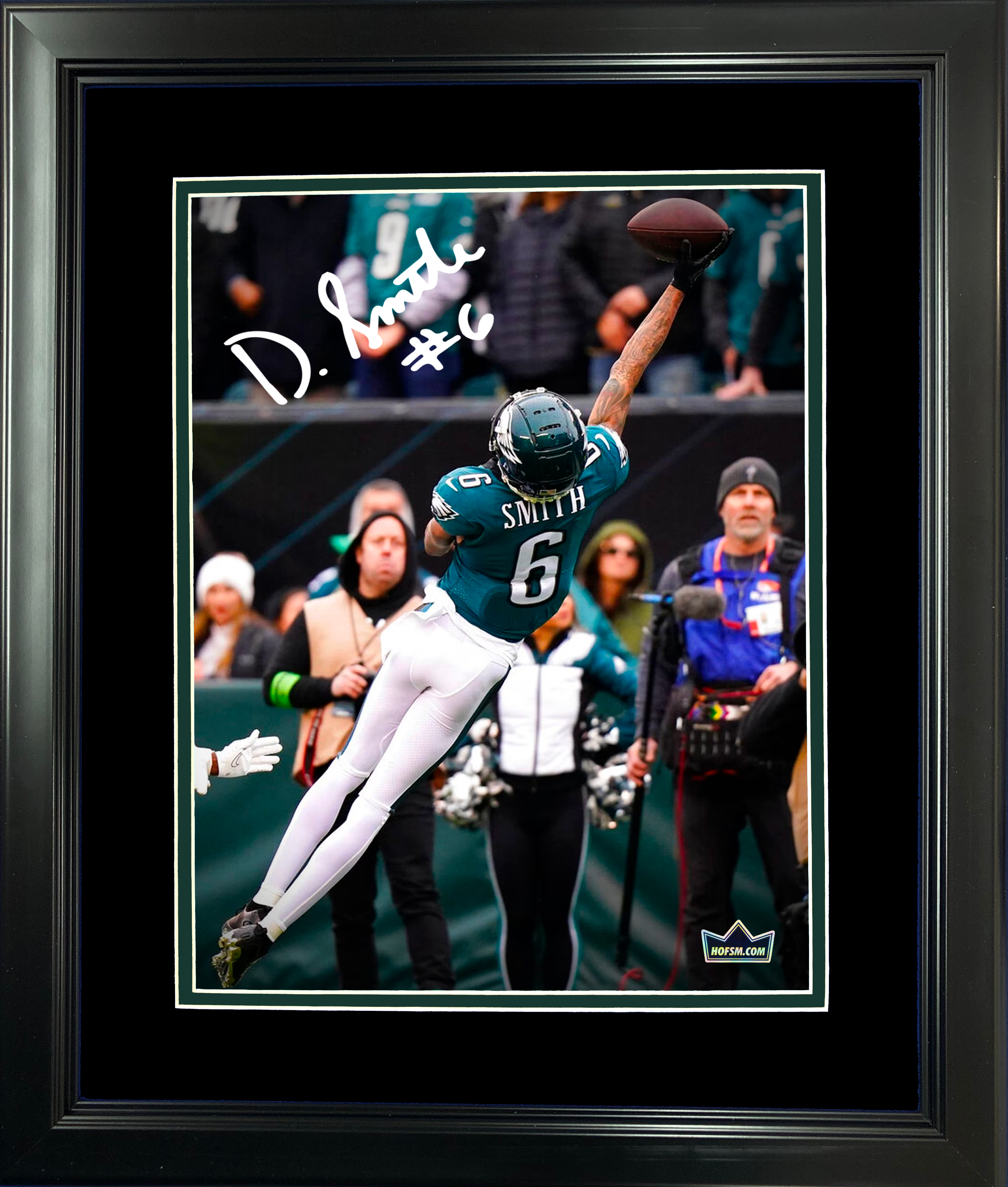 Framed DeVonta Smith Philadelphia Eagles Facsimile Laser Engraved Signature Auto 11"x14" Football Photo HOFSM Holo
