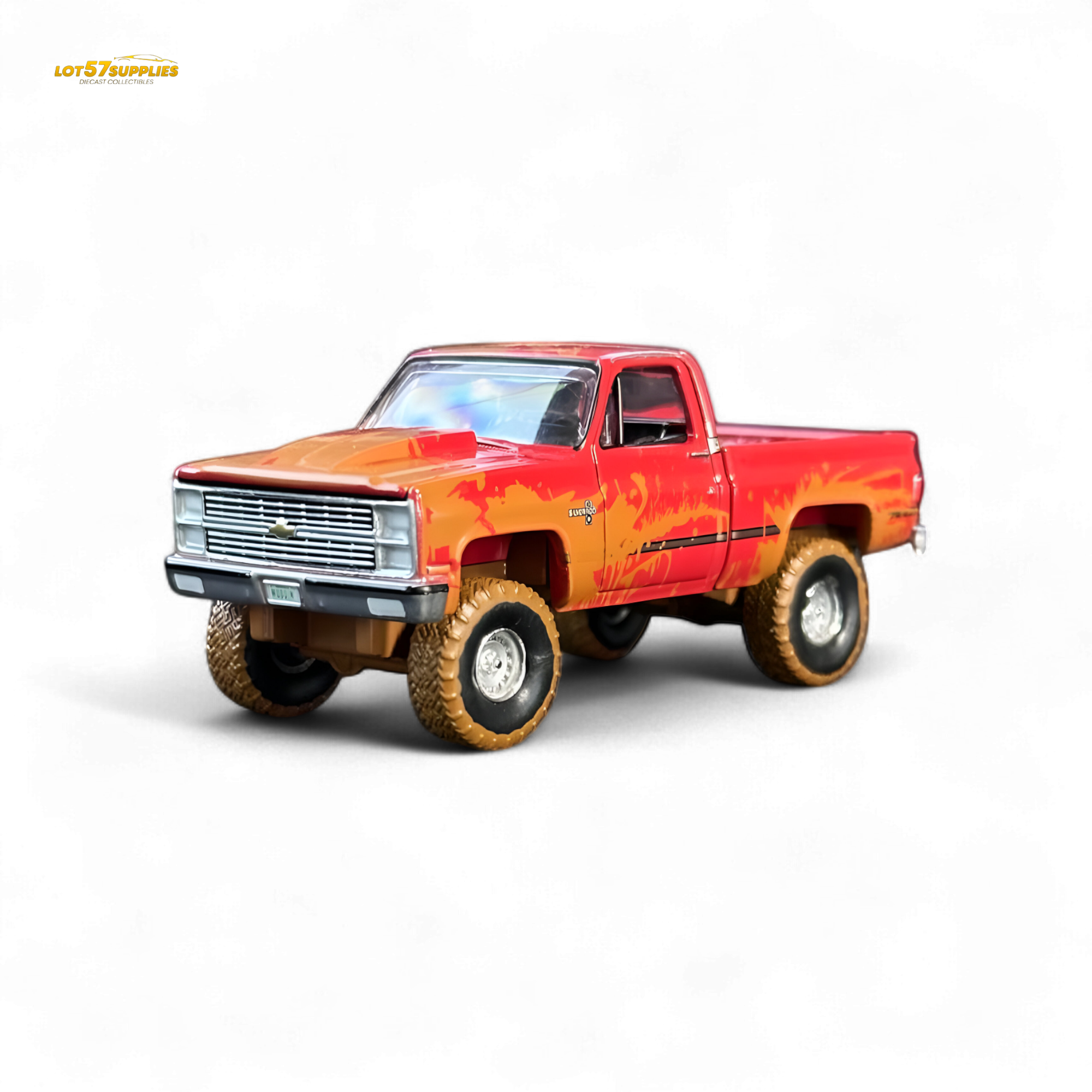 Auto World 1983 Chevrolet Silverado K10 4x4 Muddy LIFTED Squarebody 1:64 BUNDLE 1:64