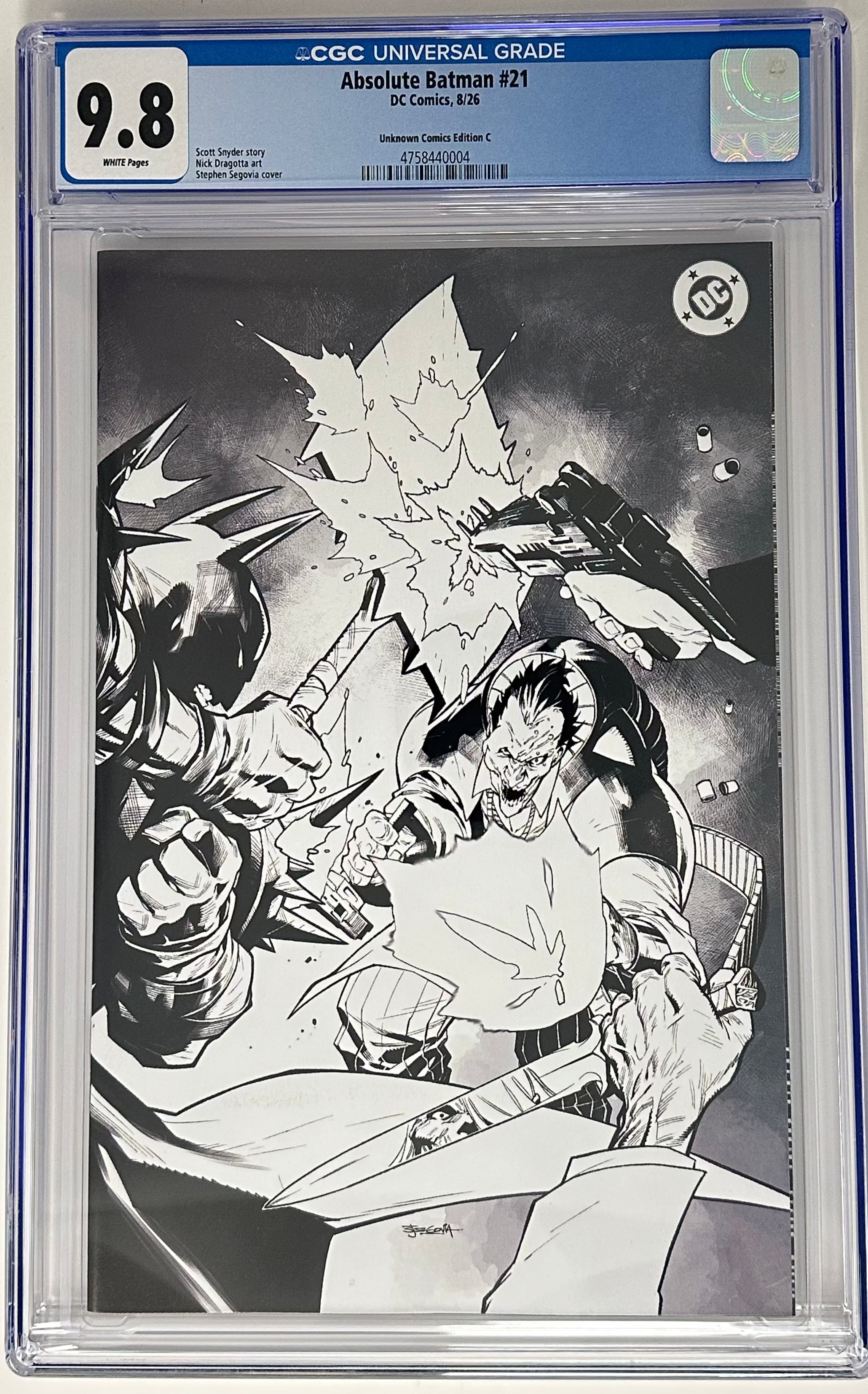 [BLACK & WHITE] ABSOLUTE BATMAN #21 CGC 9.8 BLUE LABEL STEPHEN SEGOVIA EXCLUSIVE VIRGIN VAR [IN STOCK]