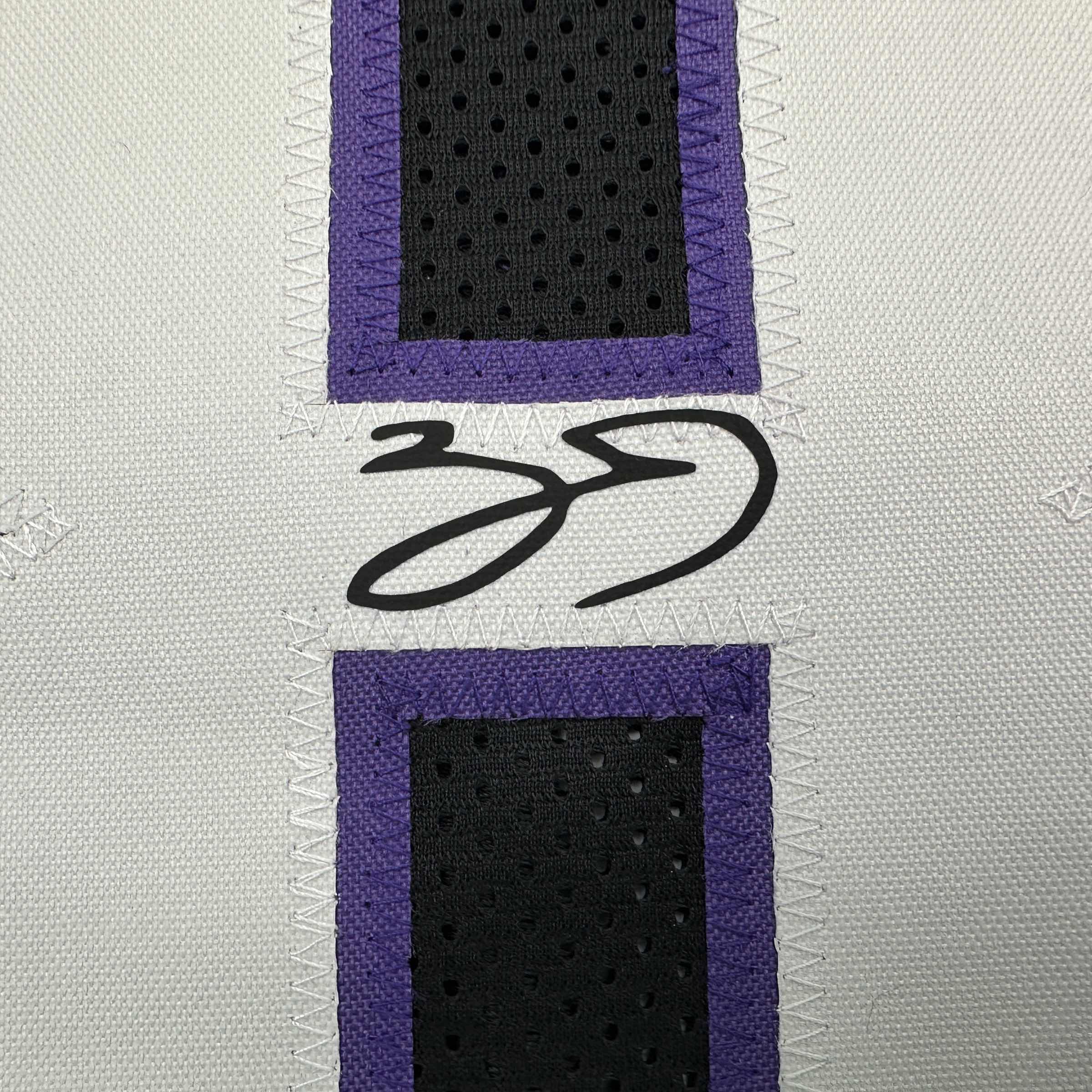Facsimile Autographed Zach LaVine Sacramento Black Reprint Laser Auto Basketball Jersey Size Men's XL