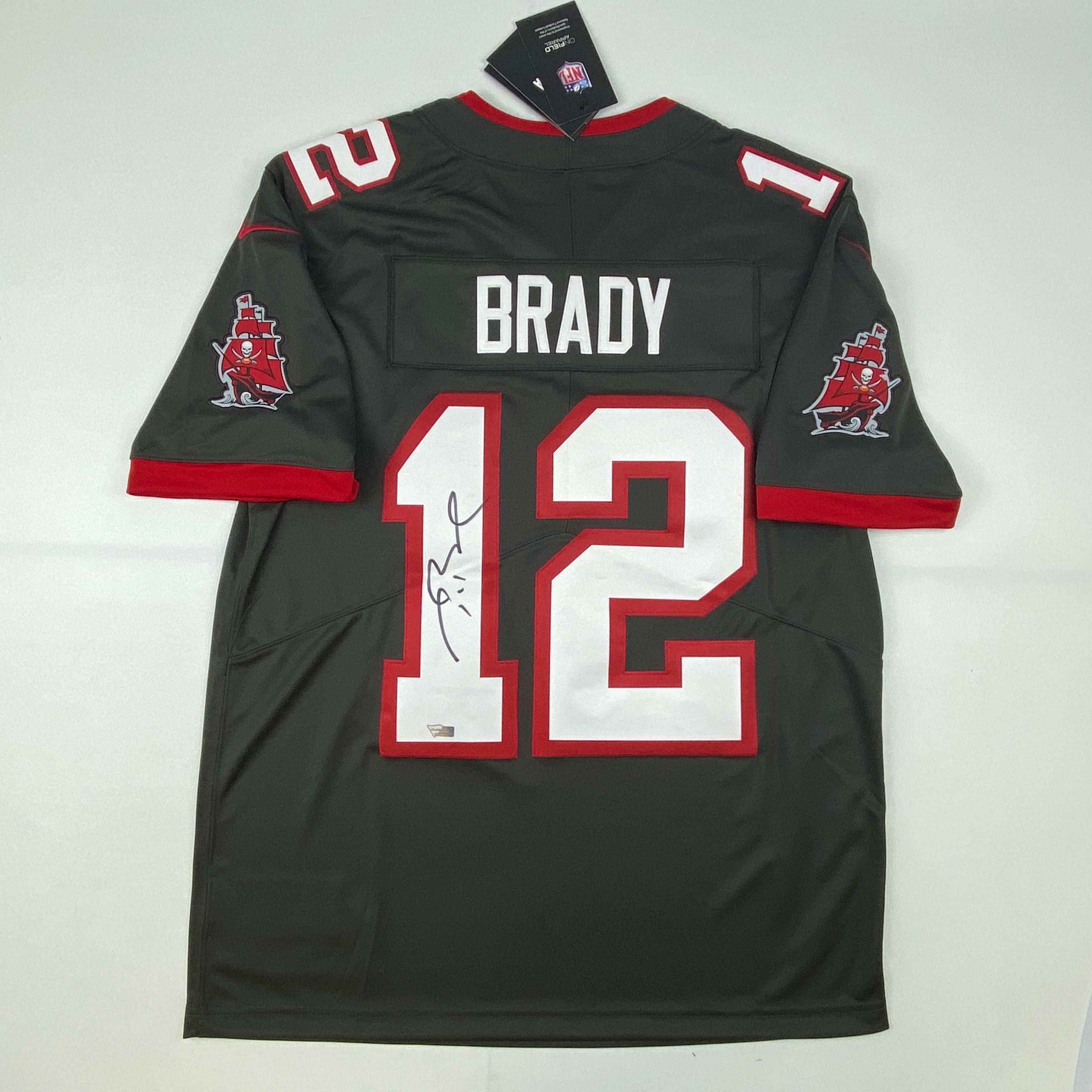 Autographed/Signed Tom Brady Tampa Bay Buccaneers Pewter Grey Authentic Nike Limited Football Jersey Fanatics COA/LOA