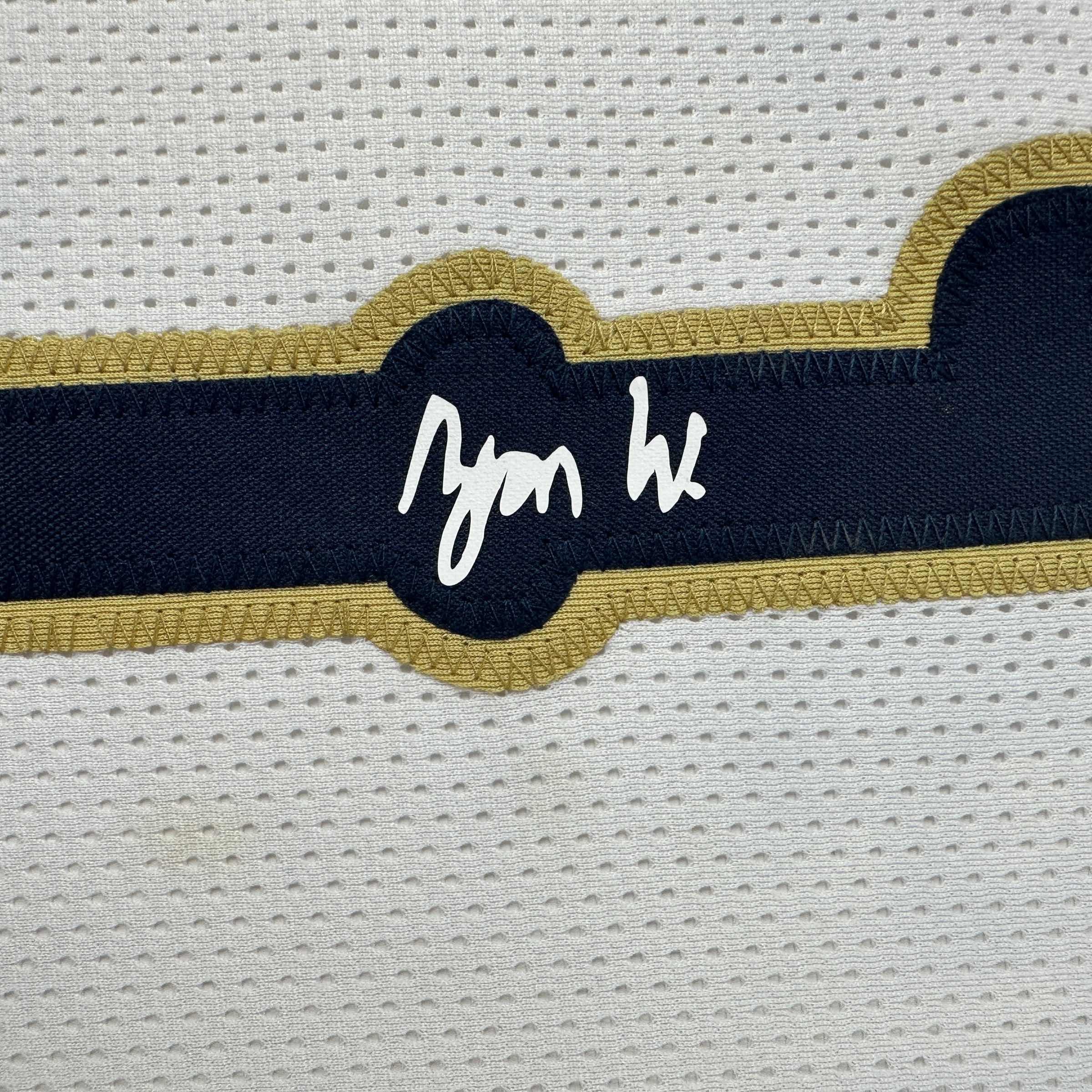 Facsimile Autographed Zion Williamson New Orleans White Reprint Laser Auto Basketball Jersey Size Men's XL
