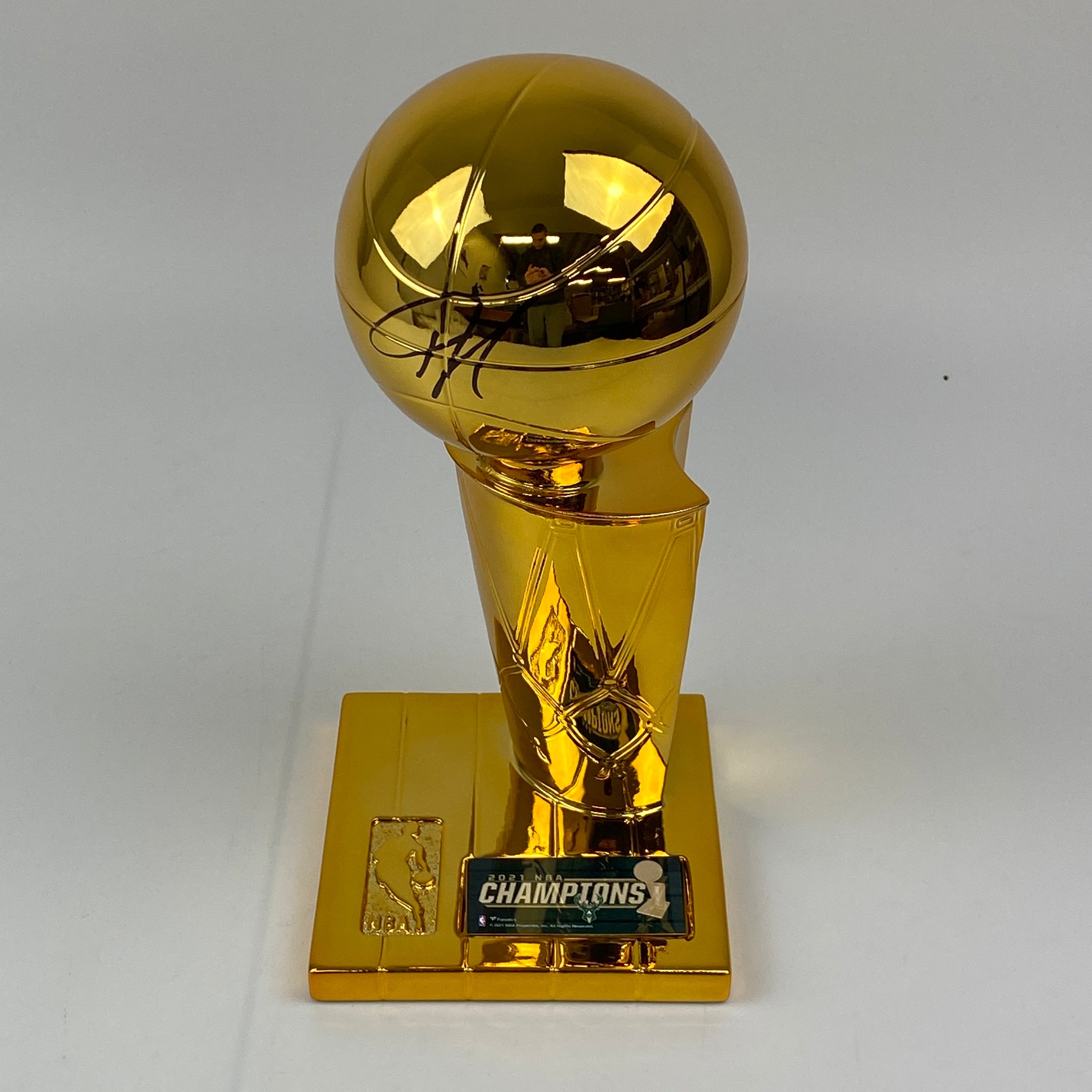 Autographed/Signed Giannis Antetokounmpo Milwaukee Bucks Replica 2021 NBA Finals Basketball Trophy Beckett BAS COA