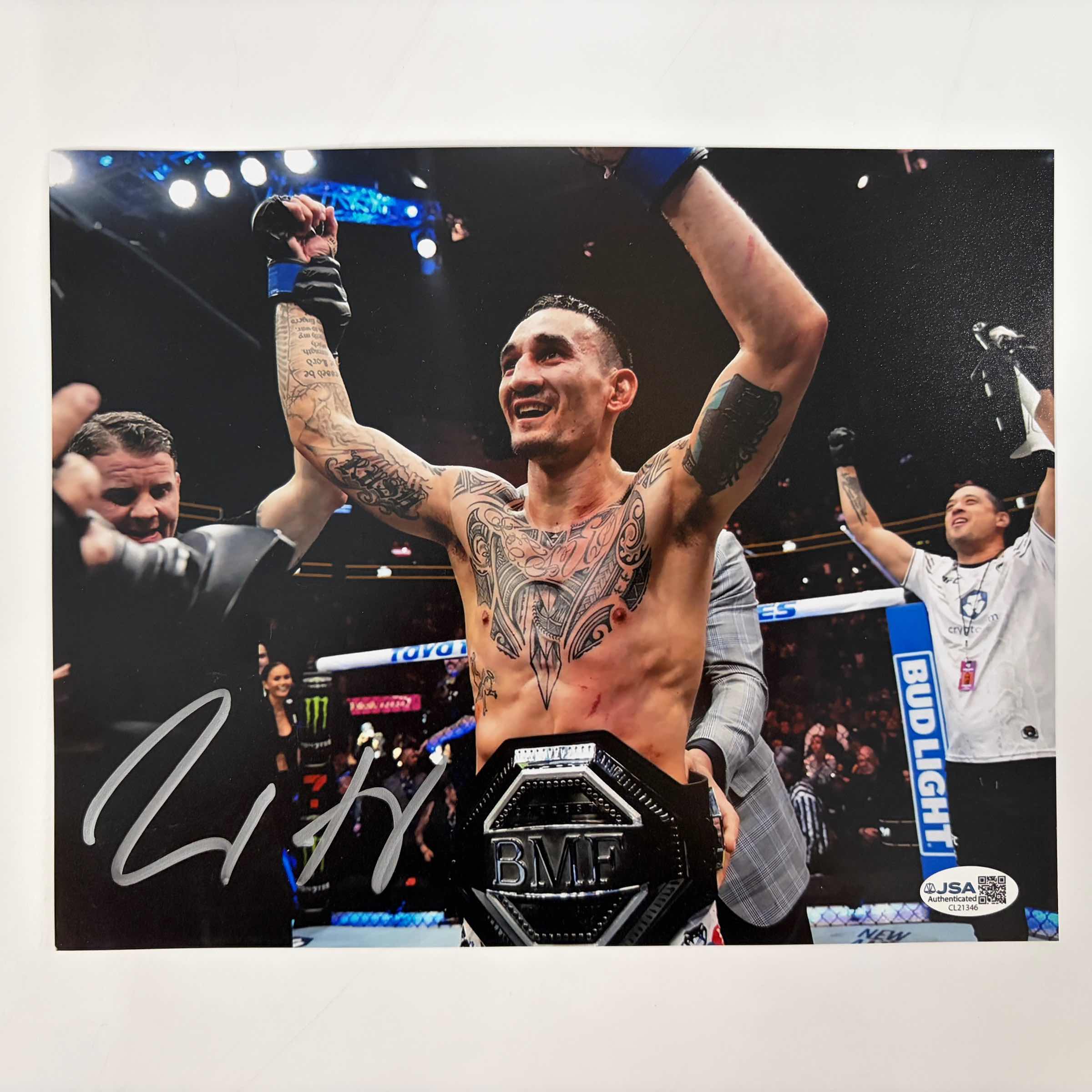 Autographed/Signed Max Holloway UFC MMA Black Fighting 8x10 Photo Beckett BAS COA