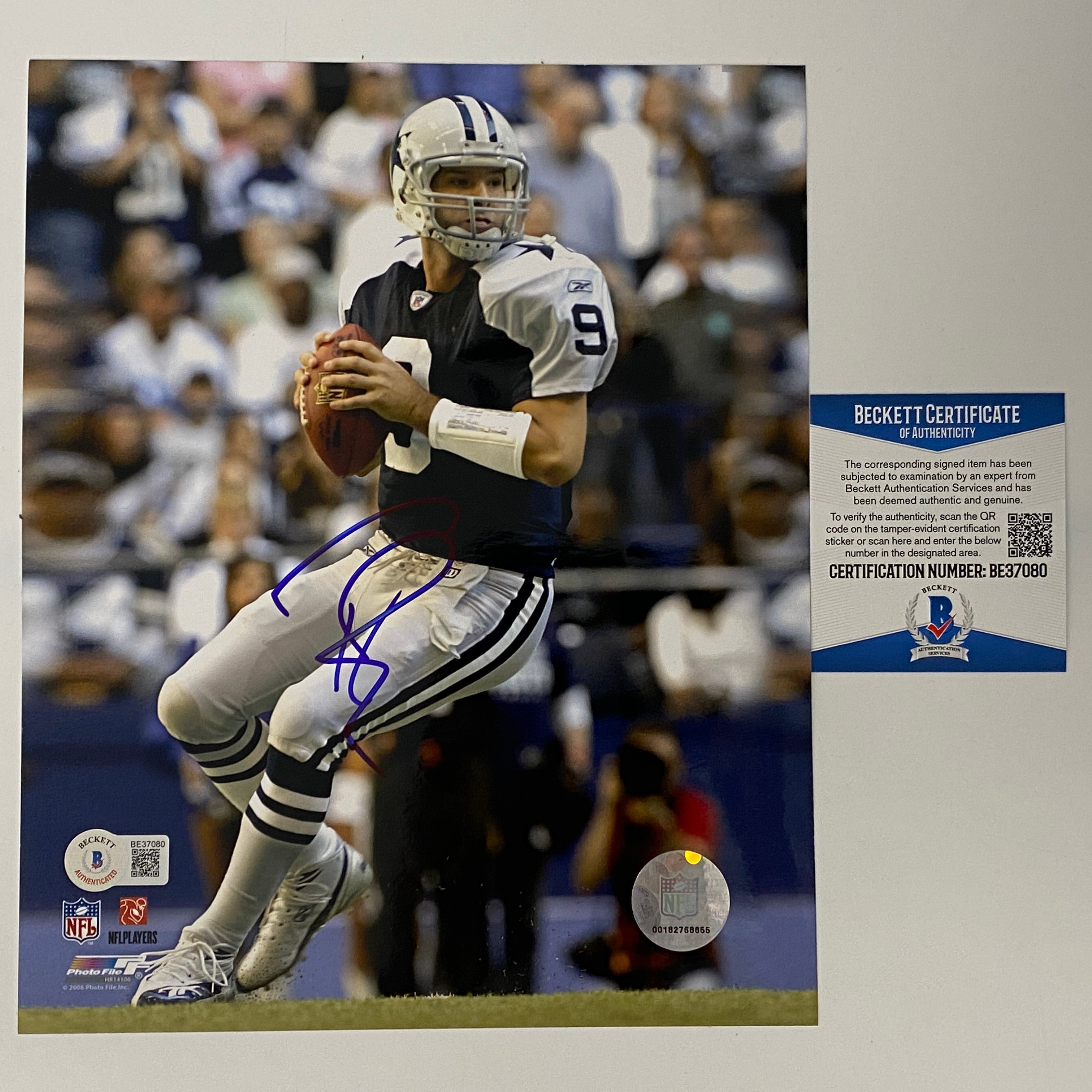 Autographed/Signed Tony Romo Dallas Cowboys 8x10 Football Photo Beckett BAS COA #5