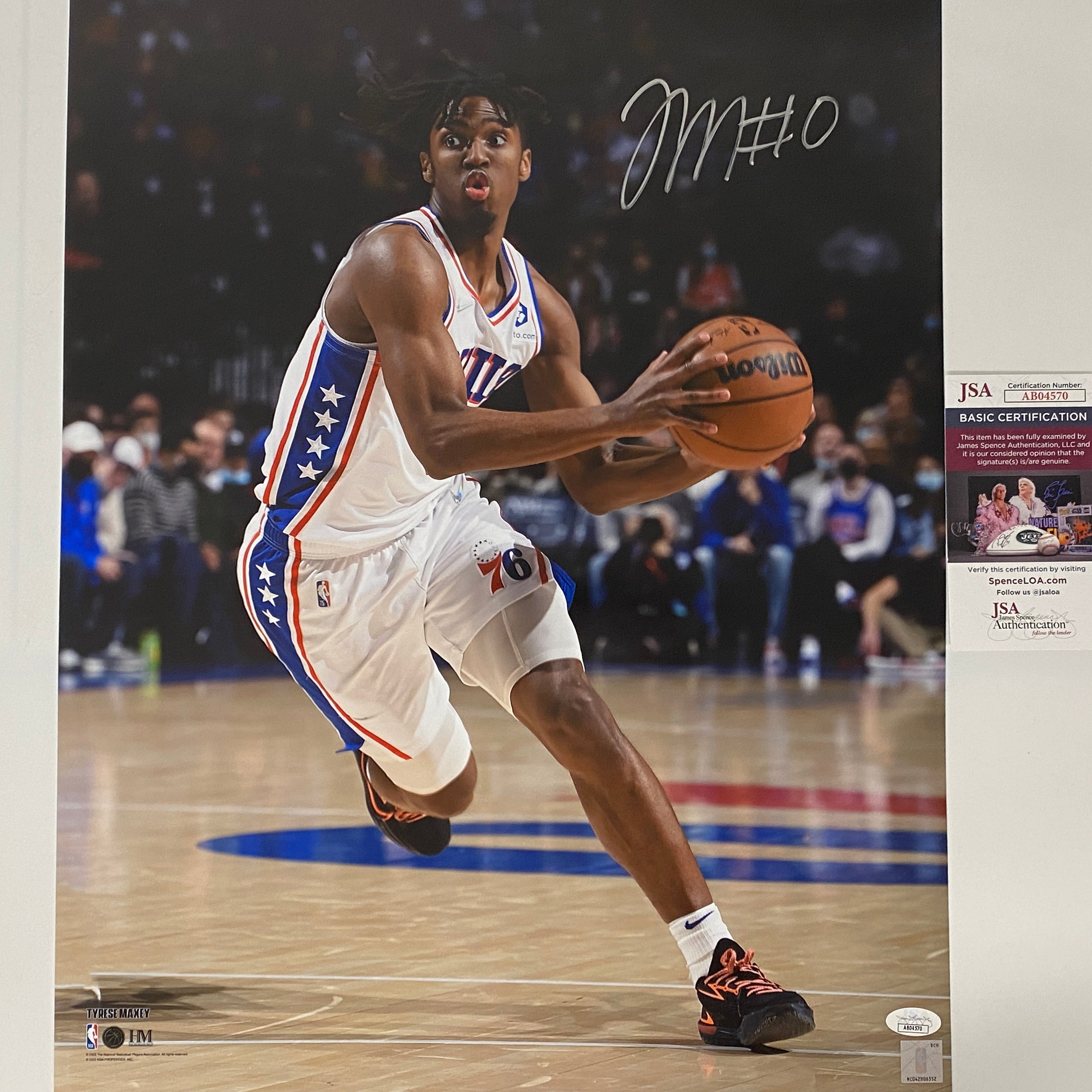 Autographed/Signed Tyrese Maxey Philadelphia 76ers Sixers 16x20 Basketball Photo JSA COA #2