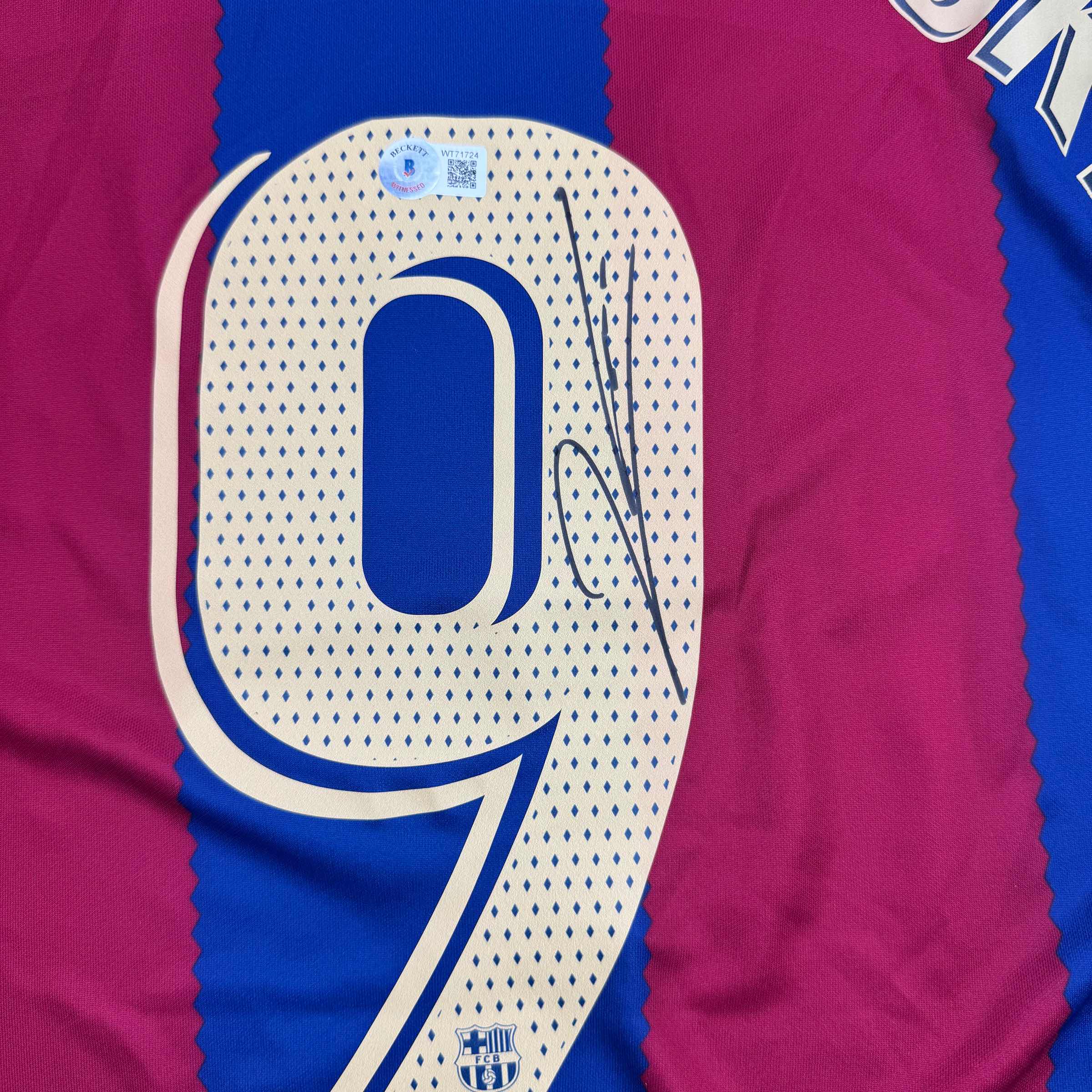 Autographed/Signed Robert Lewandowski FC Barcelona Blue Soccer Jersey Beckett BAS COA