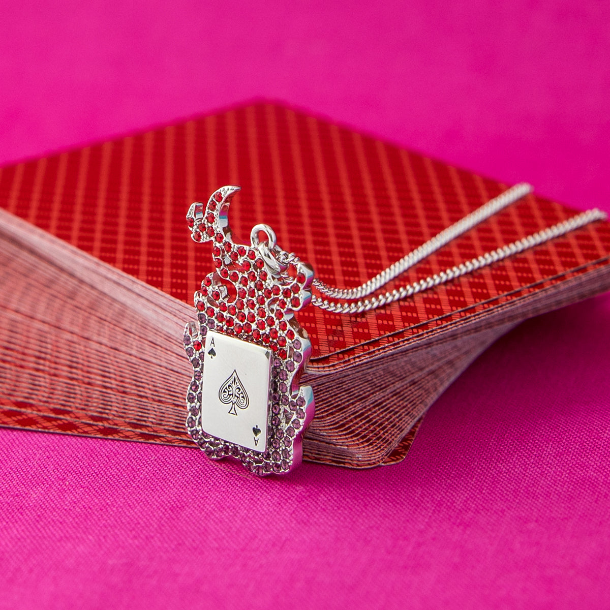 Marvel X RockLove X-MEN Gambit Spinning Card Necklace