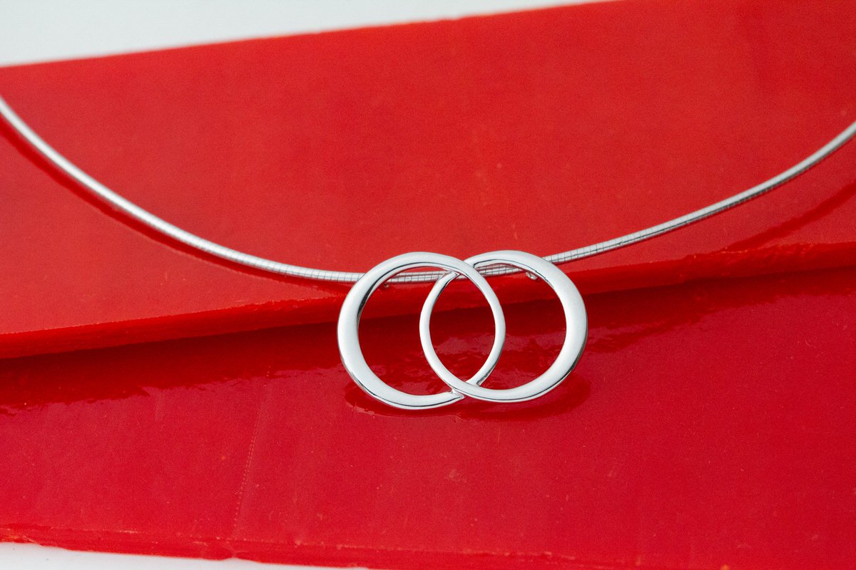 Star Trek X RockLove PICARD Dahj & Soji Omega Necklace