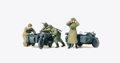 Preiser 72539 1/72 Unpainted German Reich Motorcycle Crew Pushing (3), Standing