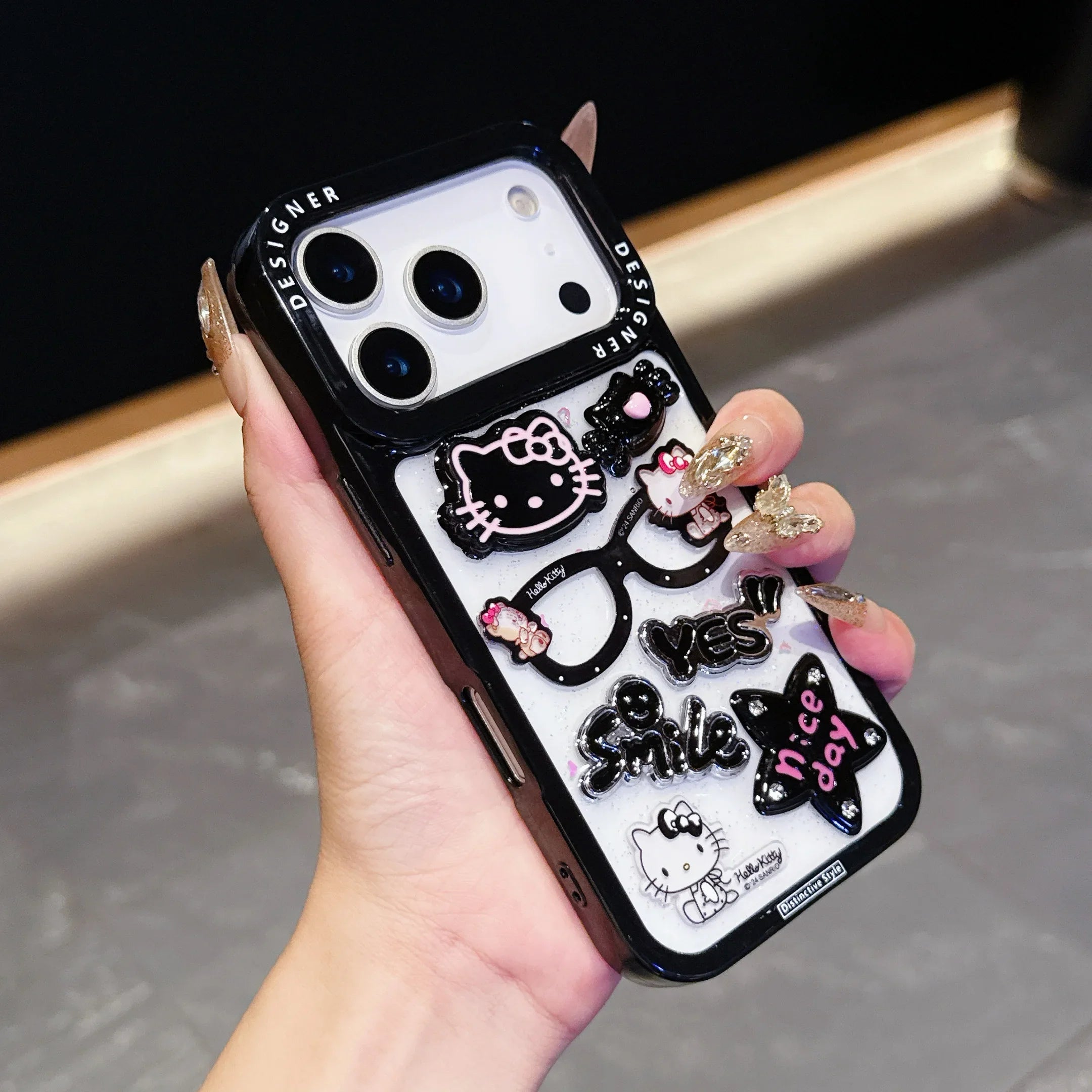 Deluxe Black Edged Large Hole Glasses Kitty Suitable For iPhone