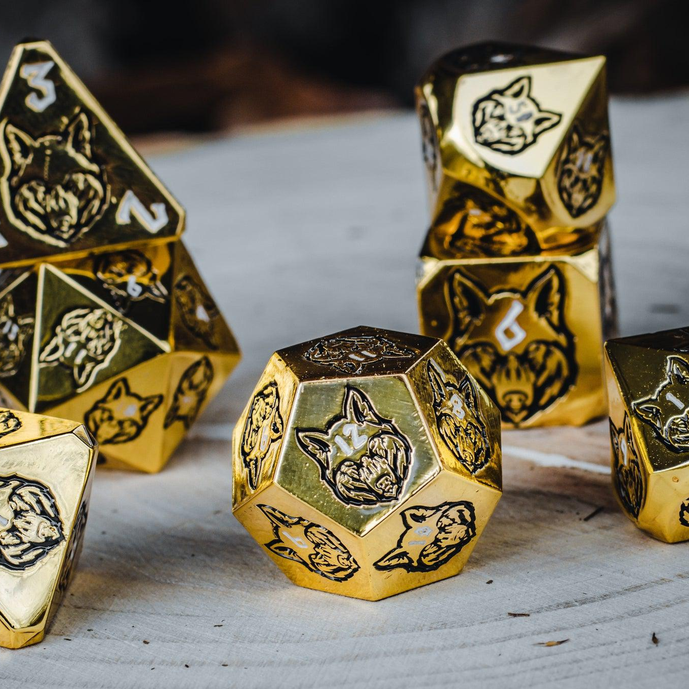 Wolves' Den White, Black, and Gold Metal Dice Set