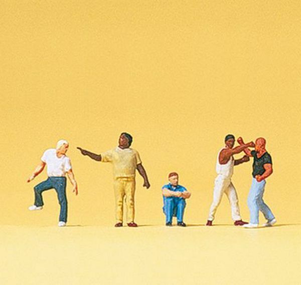 Preiser 79175 N Scale Pedestrians -- Street Scene/Fight