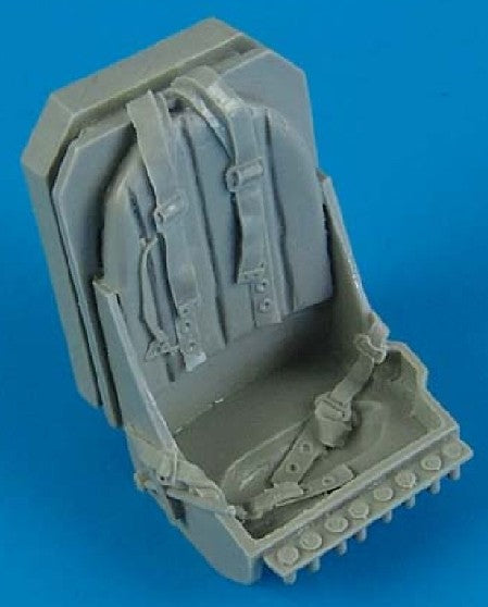 Quickboost 32110 1/32 Spitfire Seat w/Safety Belts