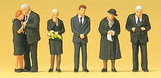 Preiser 10521 HO Scale Funeral Attendees -- pkg(6)