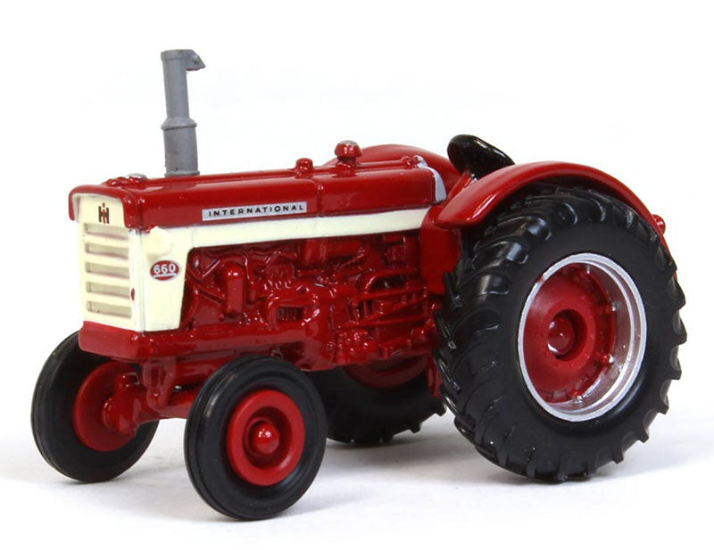 Ertl 44227 1/64 Scale International Havester 660 Tractor