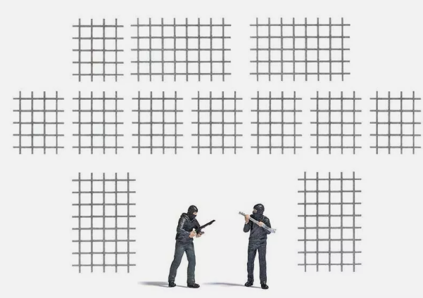 Busch 7951 HO Scale 2 Thief Figures with Tools, 8 Small and 4 LG Security Bars