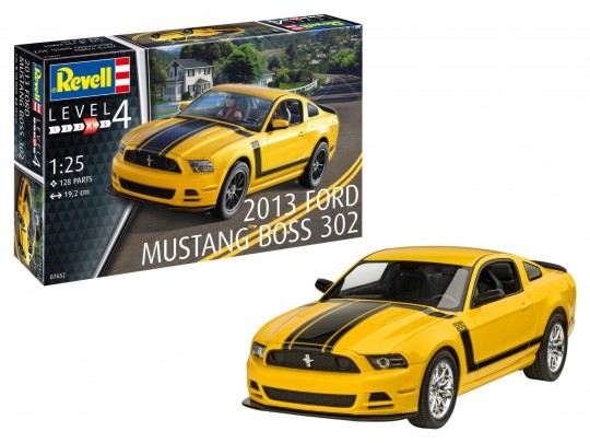 Revell 7652 1/25 2013 Ford Mustang Boss 302 Car