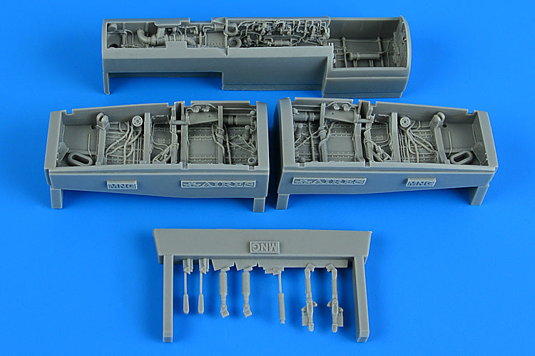 Aires 4899 1/48 F/A18E/F/G Super Hornet Wheel Bay For MGK