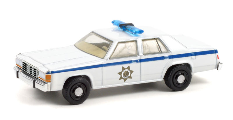 Greenlight 44920-D 1/64 Scale 1983 Ford Ltd Crown Victoria Police
