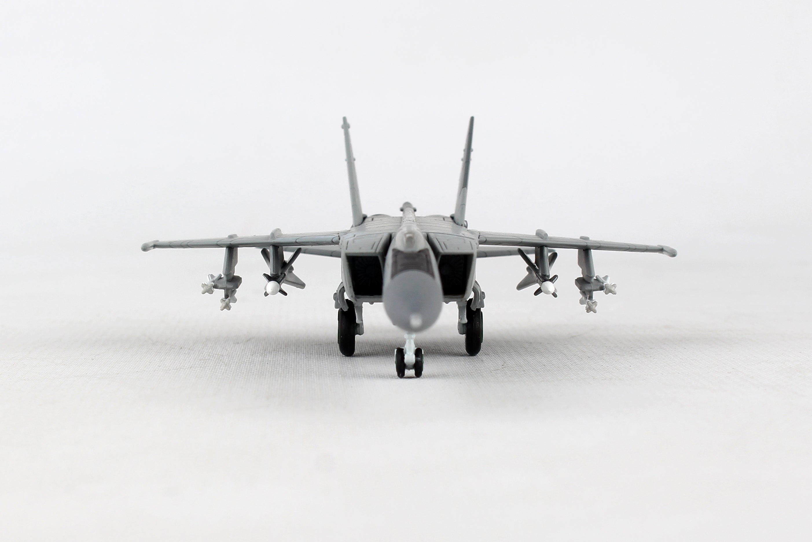 Herpa Wings 1/200 Scale Military HE558907 Herpa Libyan Air Force Mig25Pd 1/200 1025Th Aerial Sqn