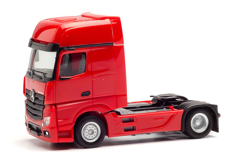 Herpa 309202R 1/87 Scale Mercedes-Benz Actros Gigaspace