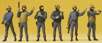 Preiser 10446 HO Scale German Police -- SWAT Team (GSG9)