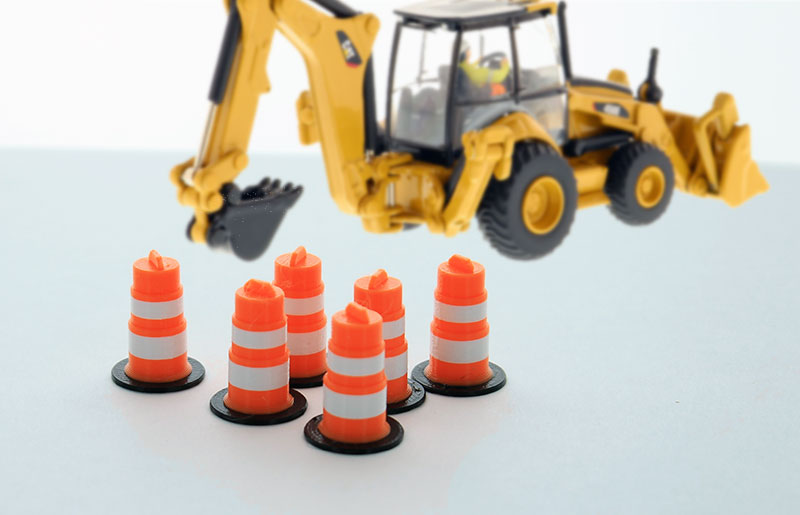 3D To Scale 87-105-OR 1/87 Scale Traffic Barrels - 6 Pack Orange And White