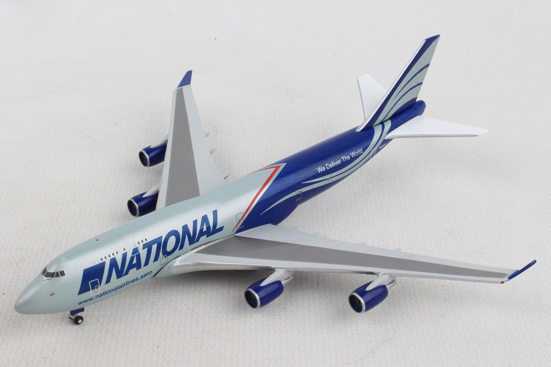Herpa Wings HE518819-001 National Air Cargo 747-400Bcf 1/500