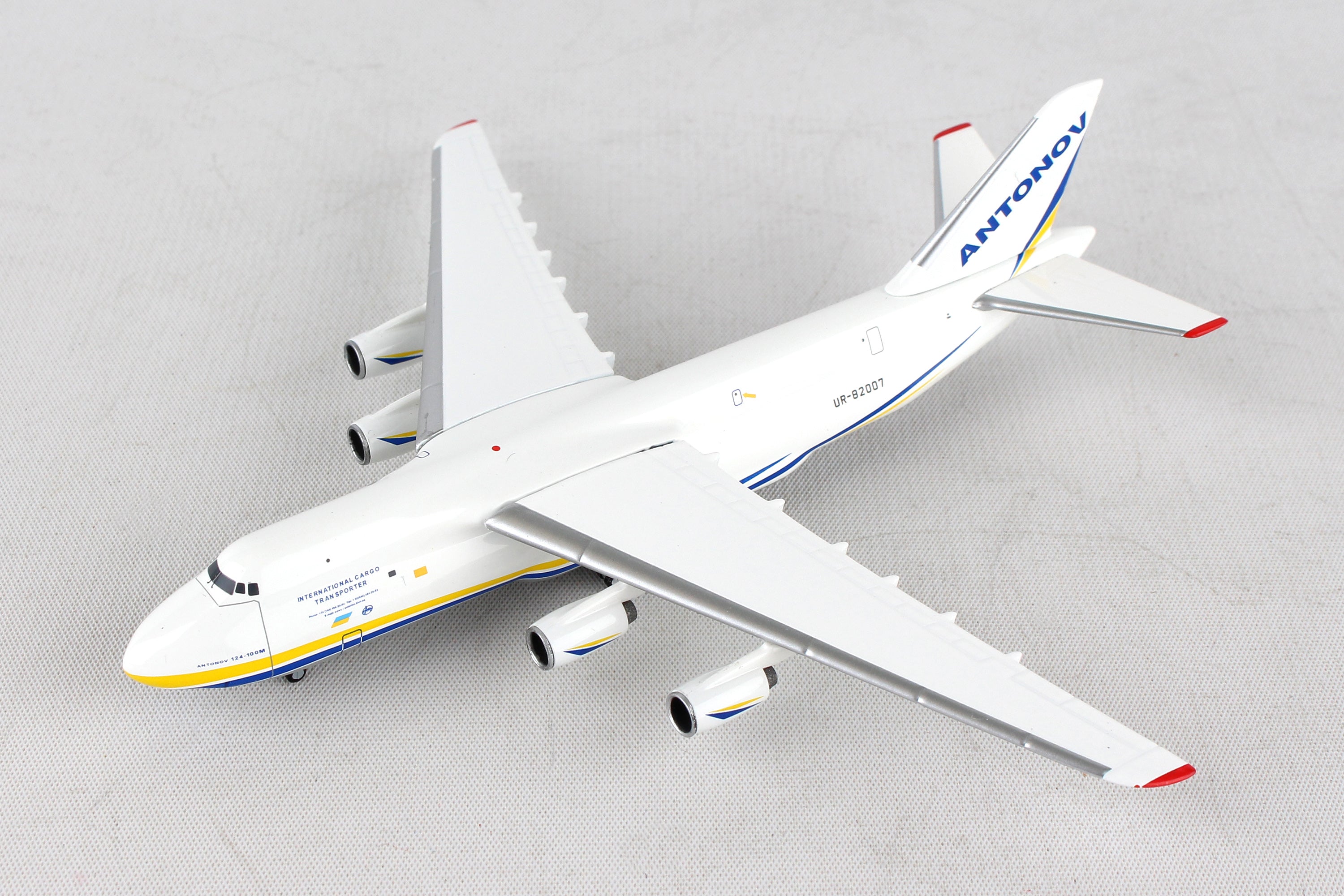 Herpa Wings HE526777-001 Antonov An124 1/500 Ur-82007